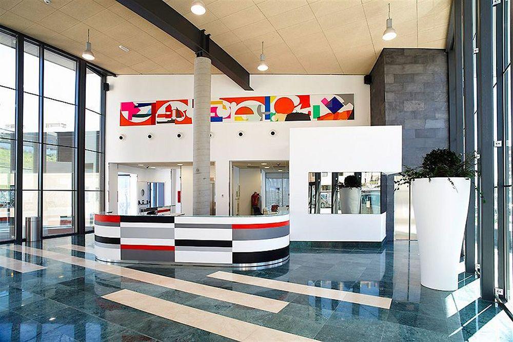 Aparthotel Ovida Oviedo Exterior photo